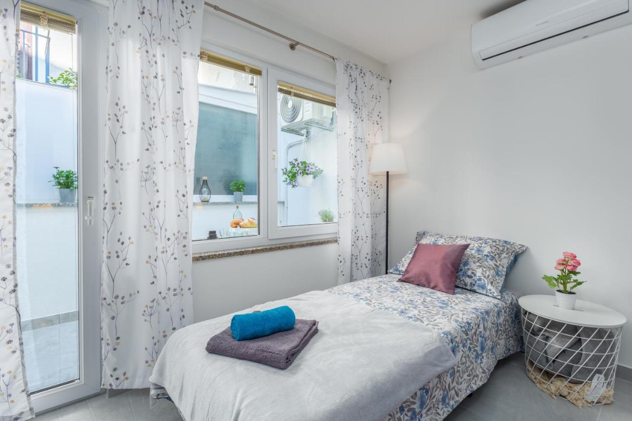 Apartment Lacea Пула Екстериор снимка