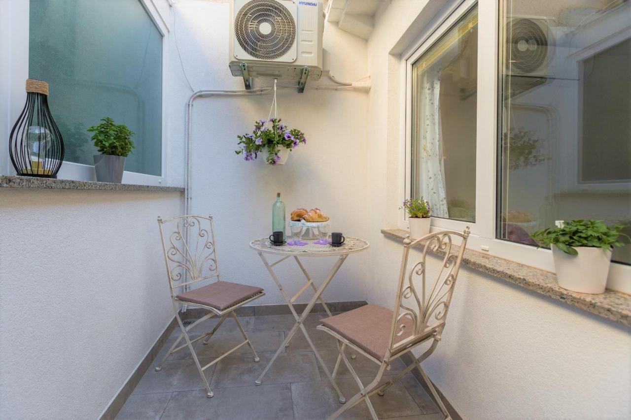 Apartment Lacea Пула Екстериор снимка