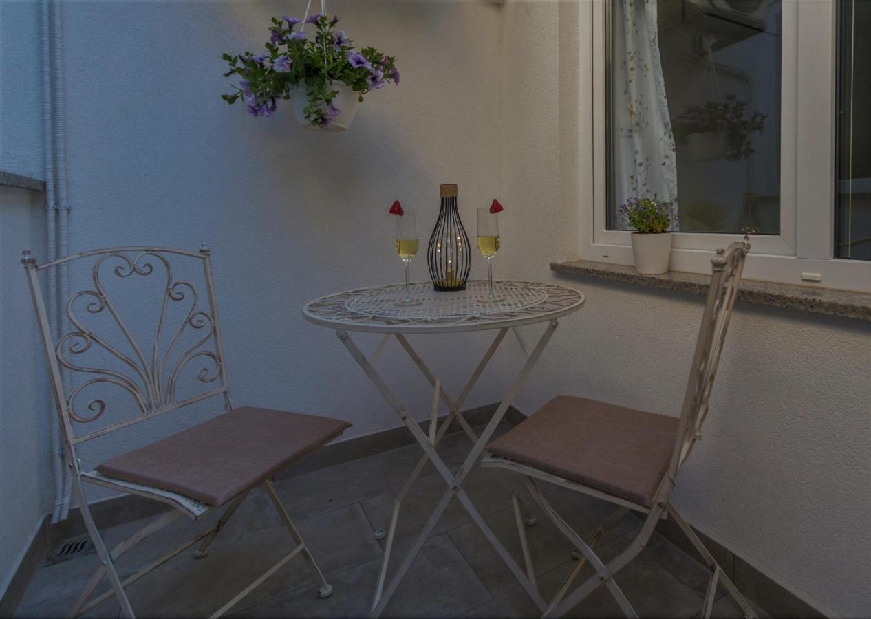 Apartment Lacea Пула Екстериор снимка