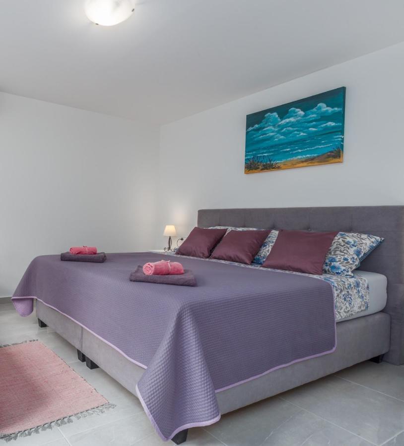 Apartment Lacea Пула Екстериор снимка
